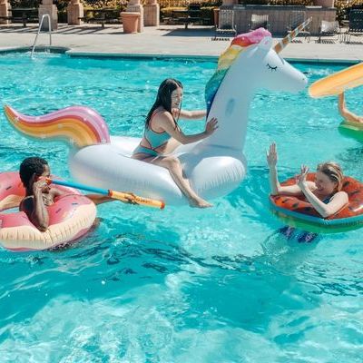 Pool Cleaning & Pool Supply